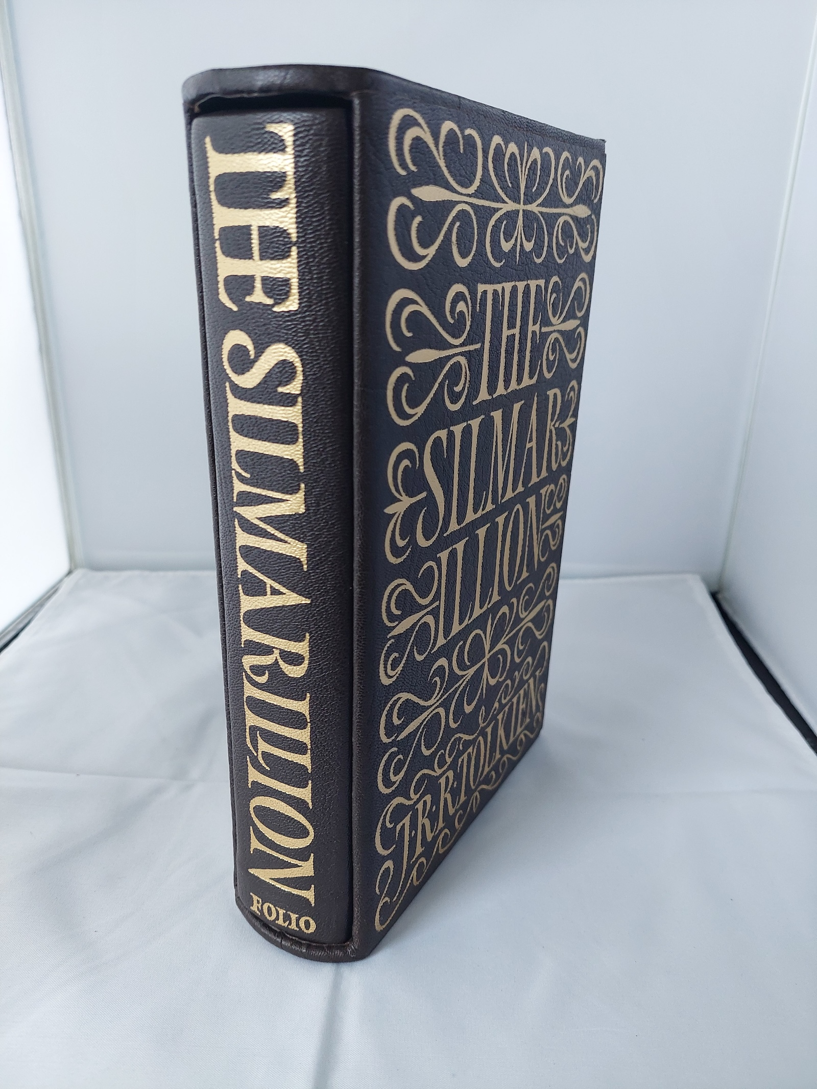 The Hobbit, The Lord of the Rings & The Silmarillion - J.R.R. Tolkien - De Luxe Limited Edition, Numbered Set